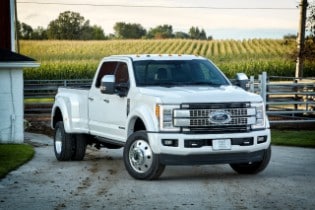 2017 Ford F-450 Super Duty Platinum Crew Cab 4x4